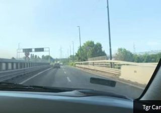 Napoli, rapine con mazze da baseball