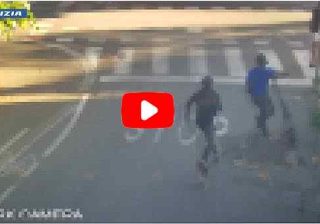 Scippi e rapine in monopattino a Reggio Emilia