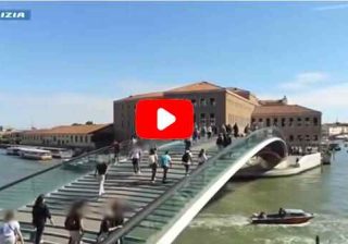 Rapine violente, estorsioni e minacce ai turisti: tre stranieri arrestati a Venezia