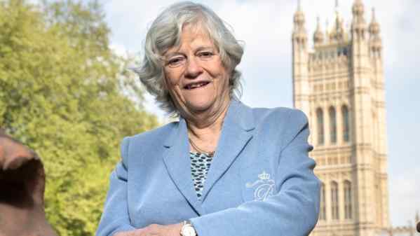 Ann Widdecombe