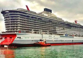 nave Scarlet Lady crociera Lgbt